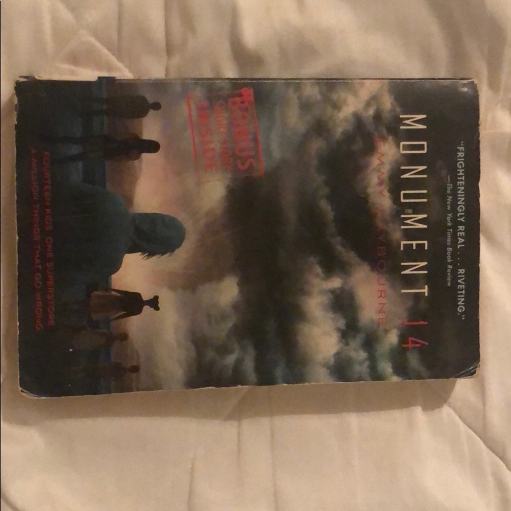 Book bundle - Picture 5 of 6